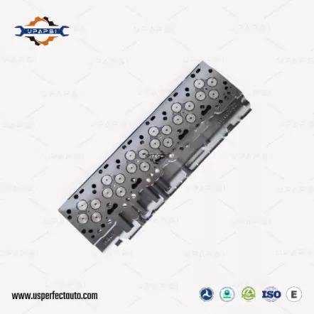 Cummins ISDE6.7 Cylinder Head 4942138 لـ Cummins ISL ISC 8.3L 8.9L